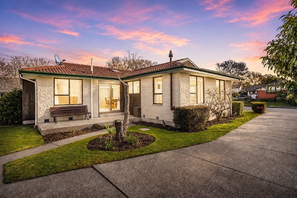 3 Manson Place, Russley, Christchurch - Carousel 1