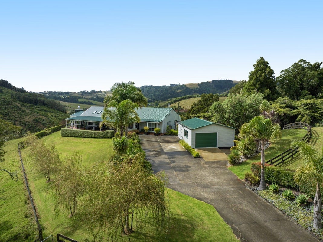 307C Maxted Road, Bombay, Drury - Carousel 1