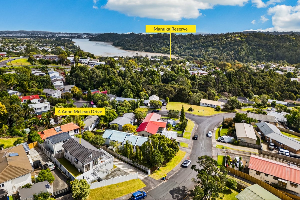 4 Anne McLean Drive, Bayview, Auckland - Carousel 19