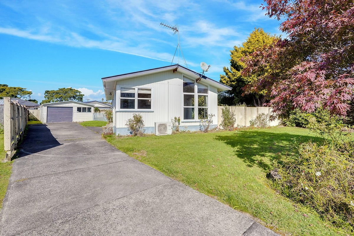 49 Vernall Street, Nawton, Hamilton - Carousel 2