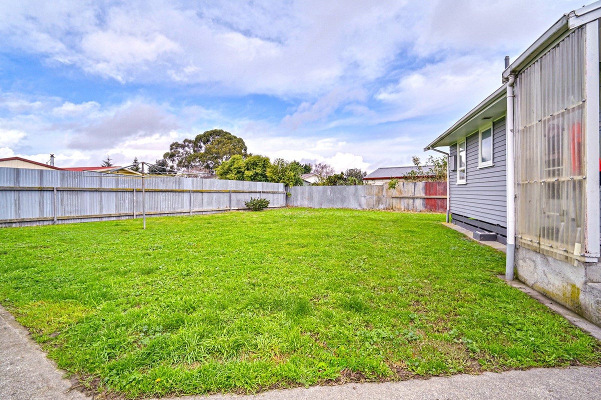 12 Liverpool Crescent, Flaxmere, Hastings - Carousel 12