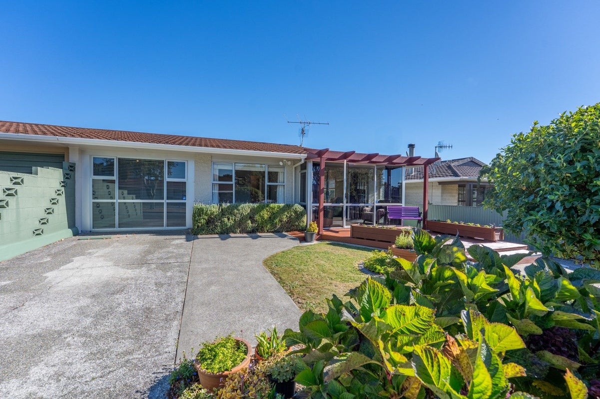 5A Andrew Street, Waikanae, Waikanae - Carousel 1