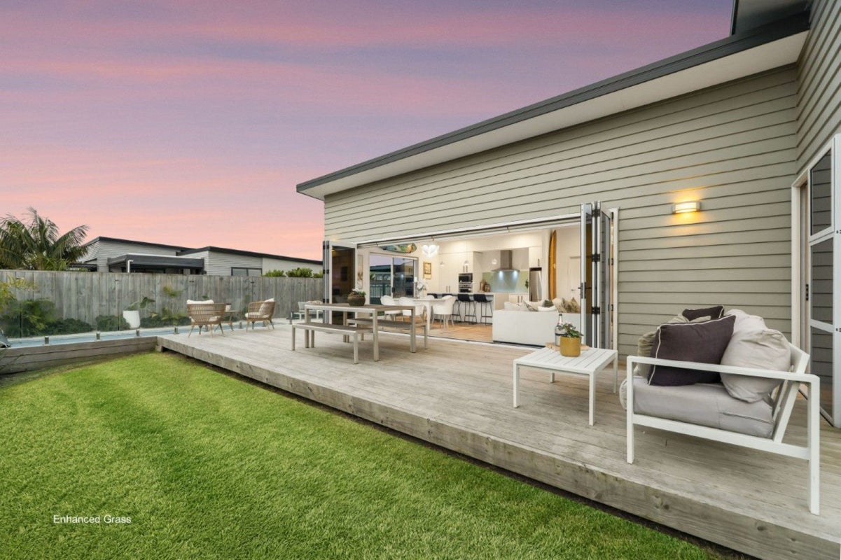 25 Coutts Street, Papamoa Beach, Papamoa - Carousel 2