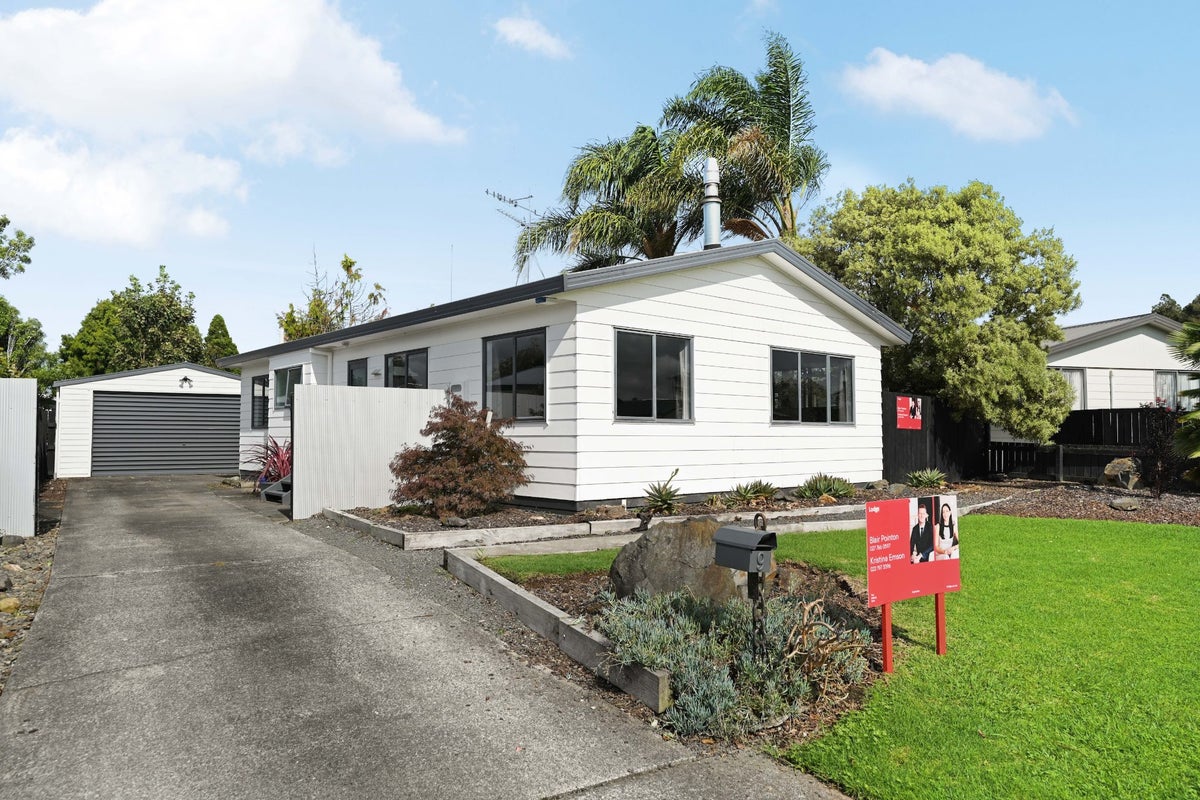 9 Metro Avenue, Nawton, Hamilton - Carousel 1