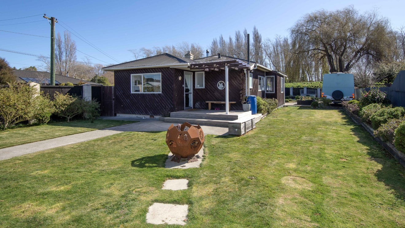12 Savage Street, Kainga, Christchurch - Carousel 1