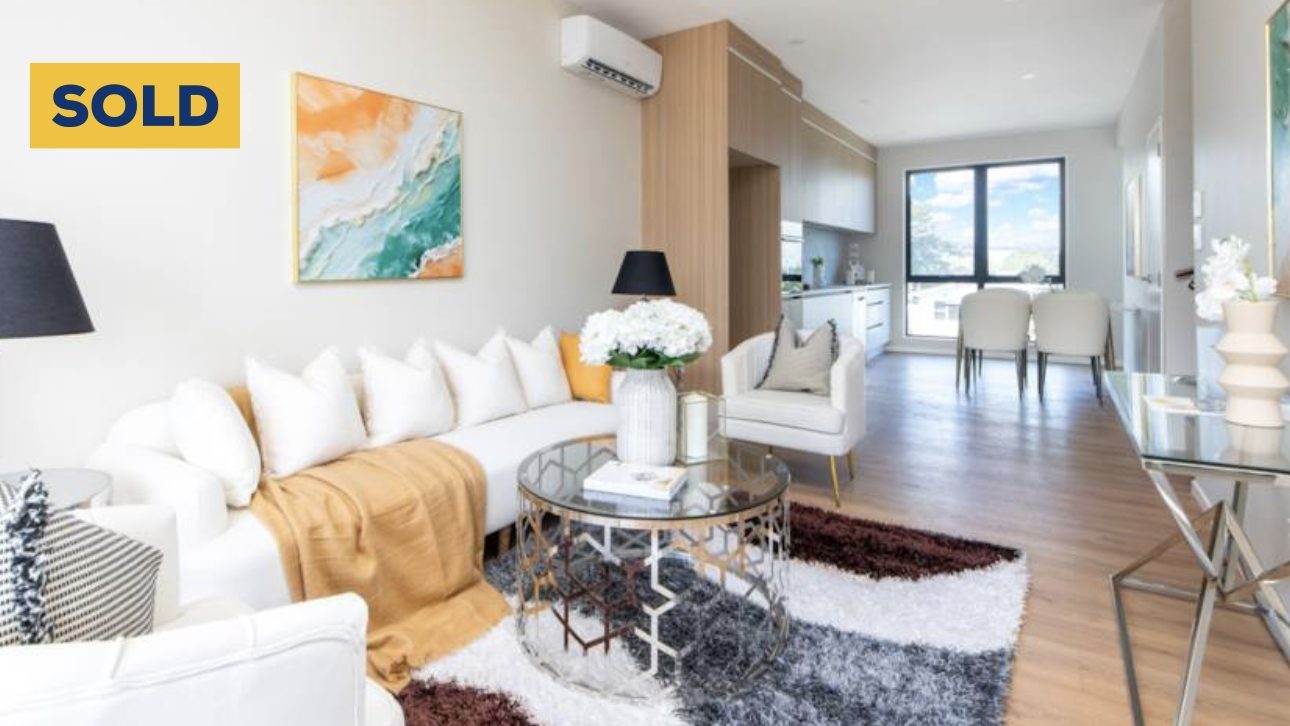 8/2 Reeves Road, Pakuranga, Auckland - Carousel 1
