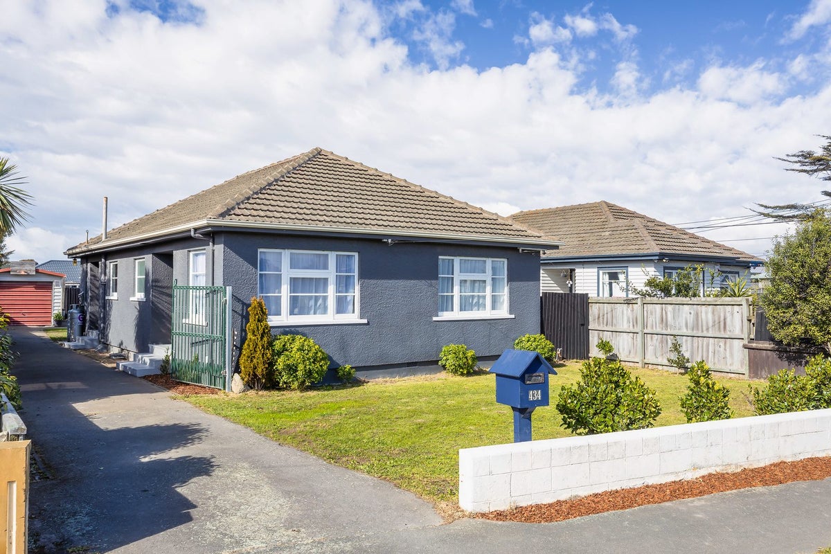 434 Pages Road, Aranui, Christchurch - Carousel 1