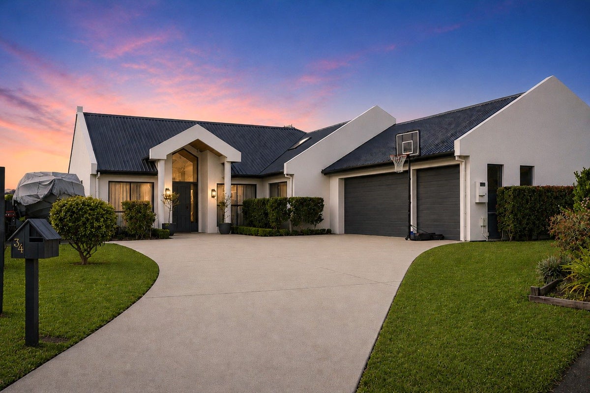 34 Cranbrook Place, Rototuna North, Hamilton - Carousel 2