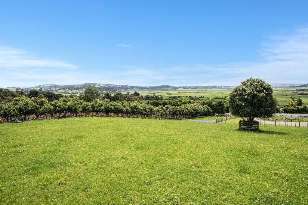 433 Pipiwai Road, NGARARATUNUA, KAMO - Carousel 18