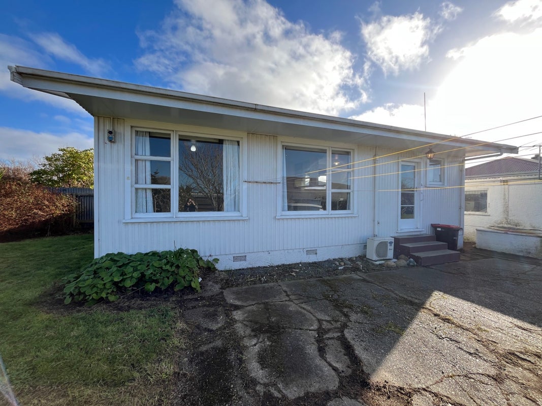 593 Tweed Street, Newfield, Invercargill - Carousel 1