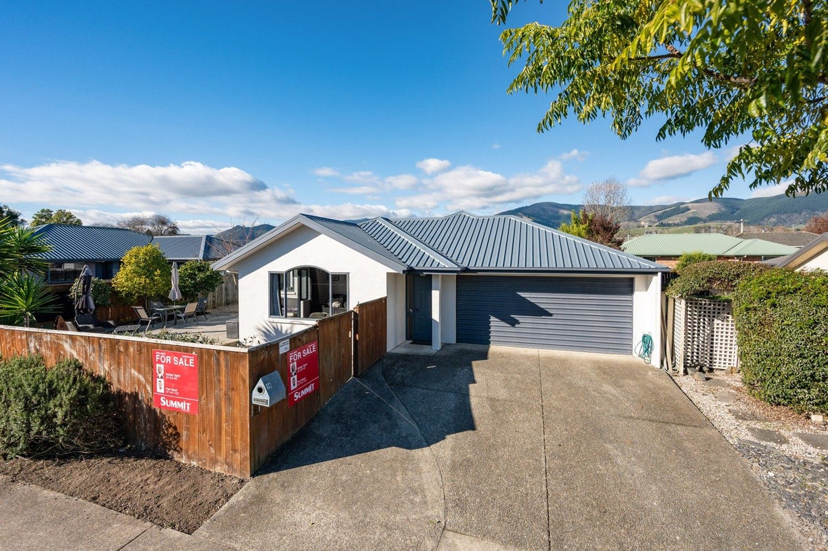 16 Allport Place, Stoke, Nelson - Carousel 1