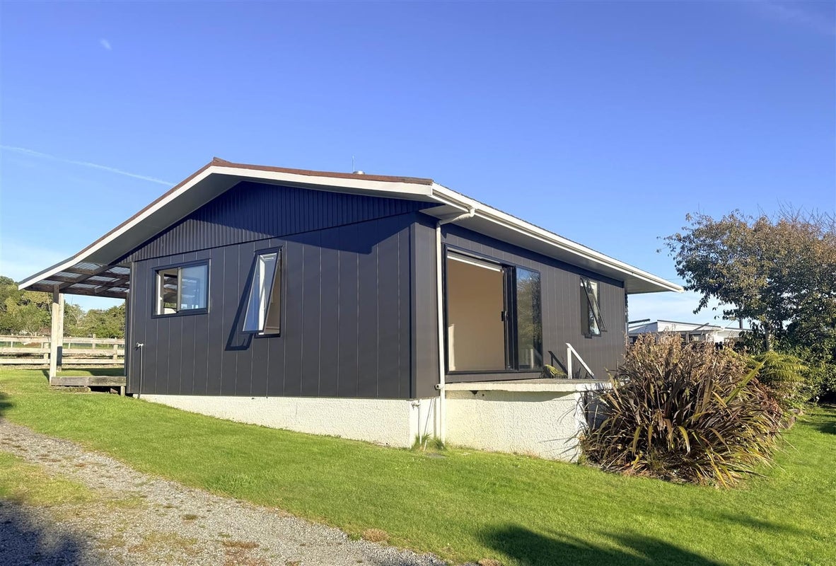 415 Main South Road, Paroa, Greymouth - Carousel 21