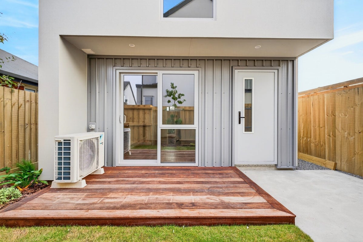 7/14 Clive Street, Phillipstown, Christchurch - Carousel 1