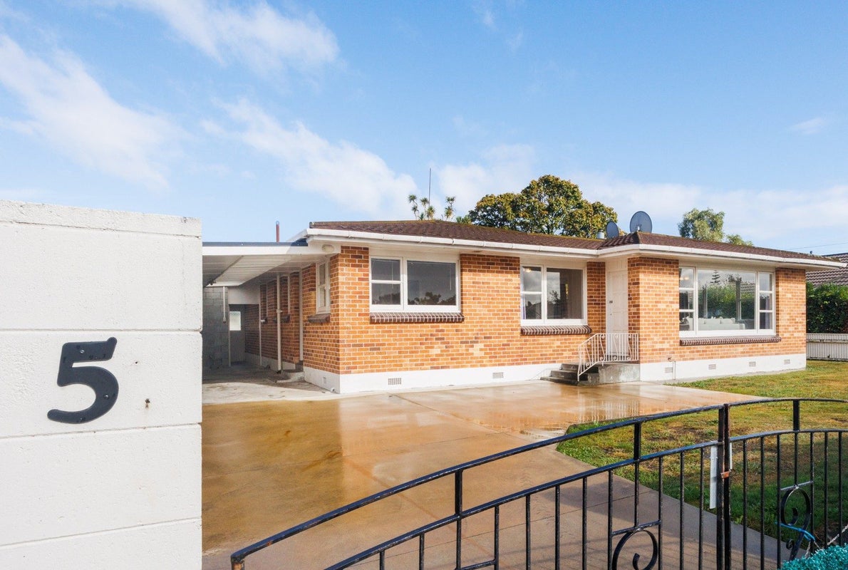 5 Sutherland Crescent, Westbrook, Palmerston North - Carousel 4
