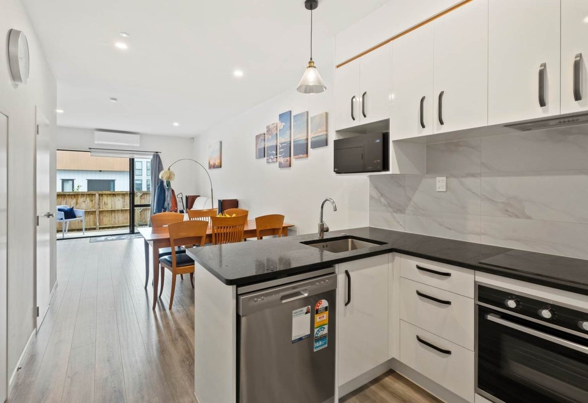7/22 Ryburn Road, Mount Wellington, Auckland - Carousel 2