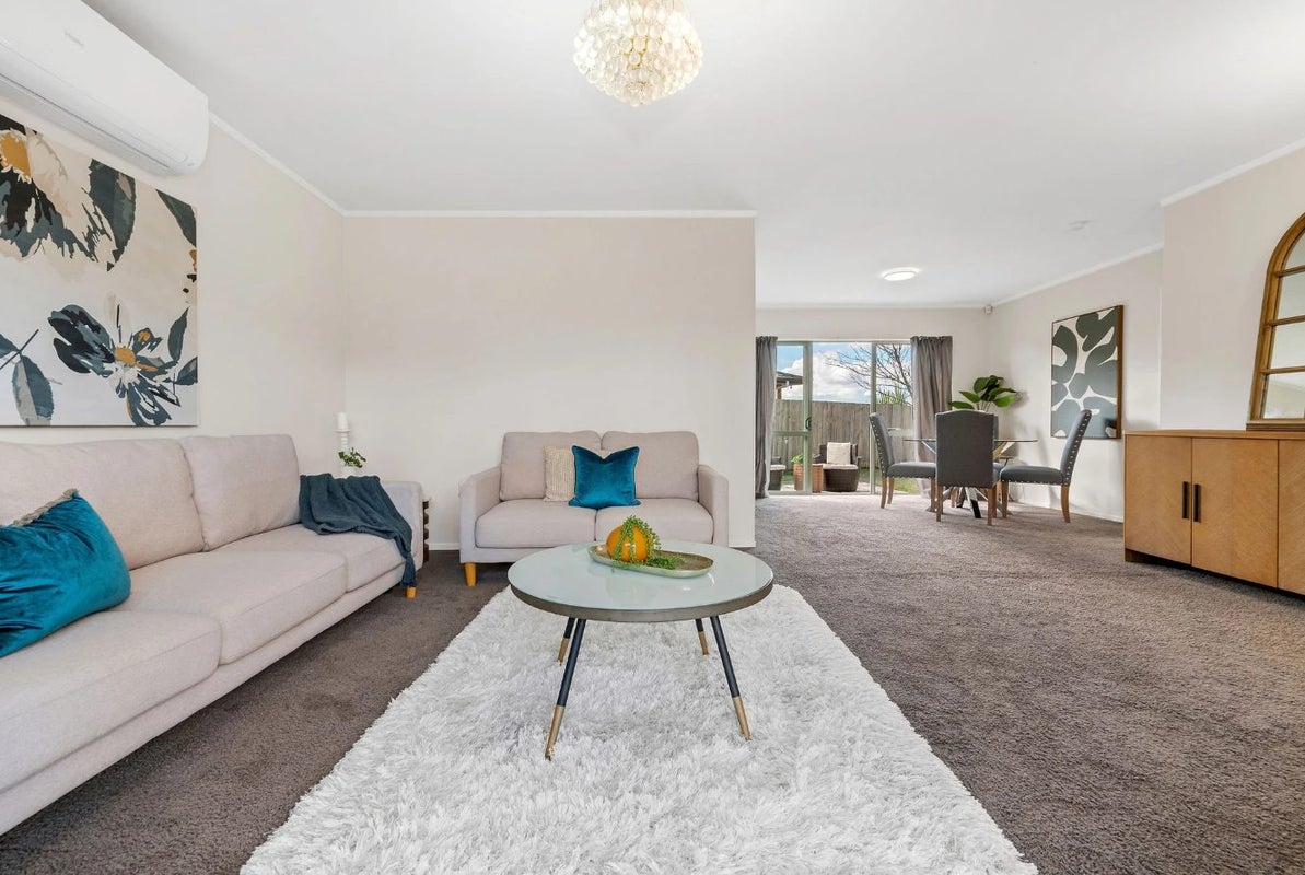 163 Te Irirangi Drive, Flat Bush, Auckland - Carousel 2