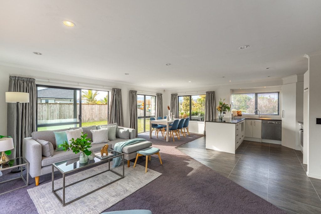 10 Moy Place, Otaki - Carousel 2