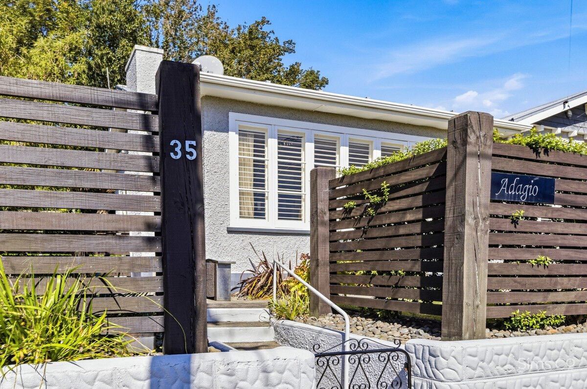 35 Ingestre Street, Whanganui, Whanganui - Carousel 2