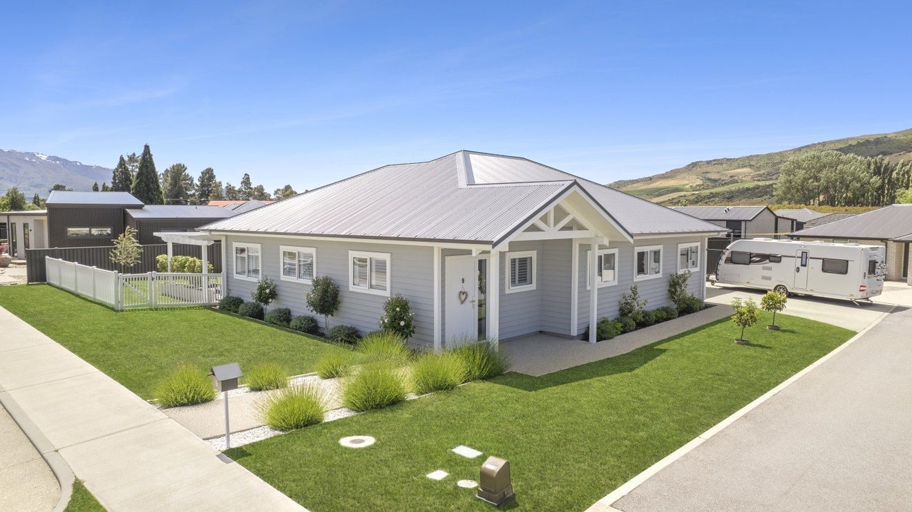 9 Searle Drive, Cromwell, Cromwell - Carousel 1