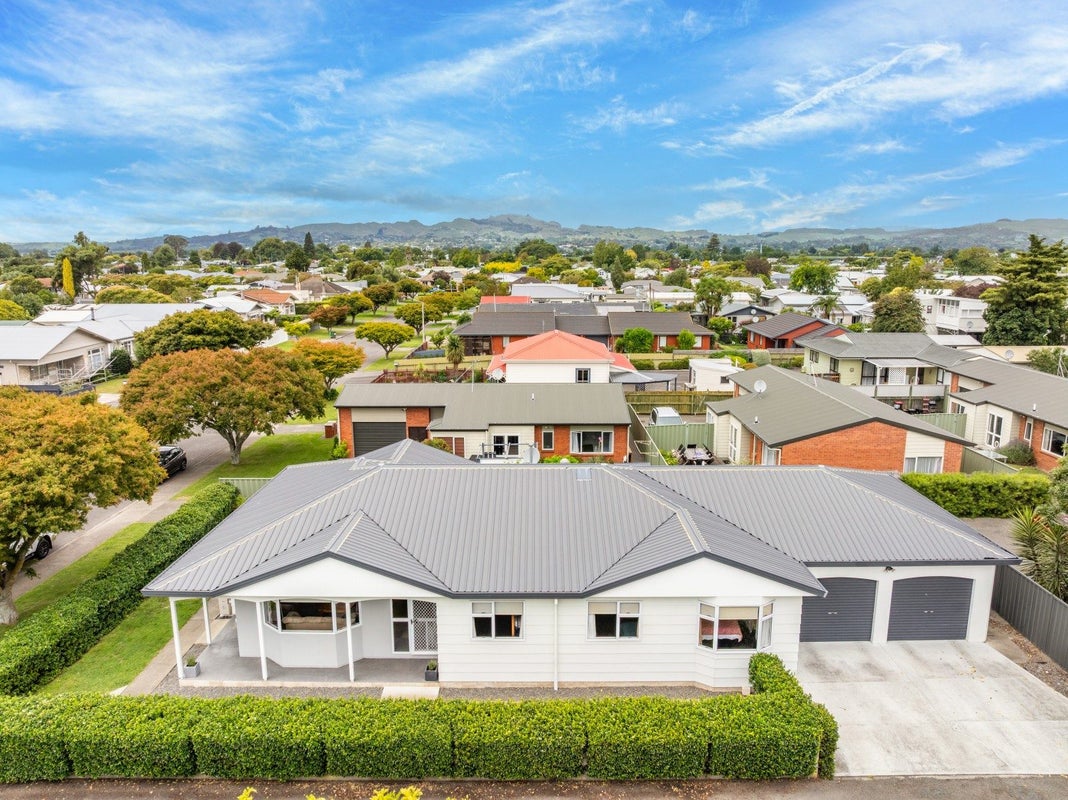 901B Dufferin Street, Akina, Hastings - Carousel 2