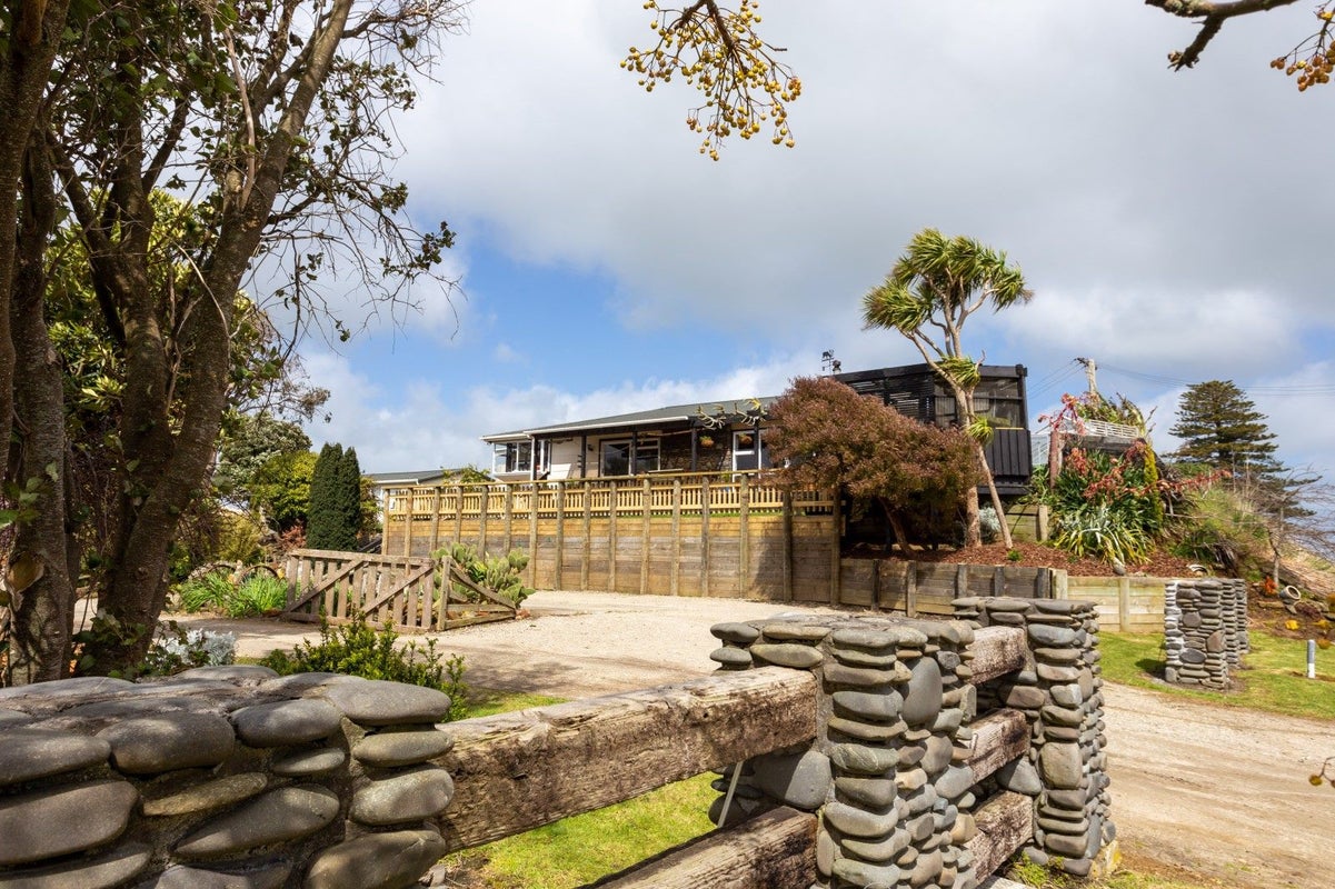 13 Huxley Road, Maxwell, Whanganui - Carousel 2