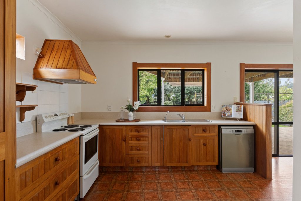 265 Whitaker Street, Whataupoko, Gisborne - Carousel 2