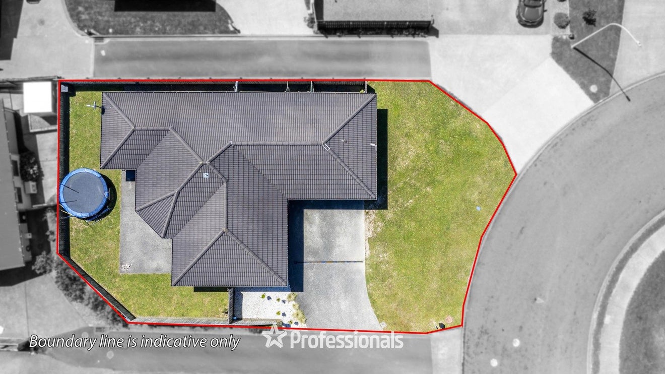 9 Percy Kinsman Crescent, Riverstone Terraces, Upper Hutt - Carousel 21