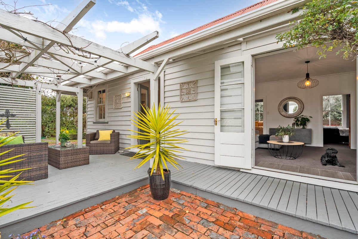 4 Solway Street, Solway, Masterton - Carousel 1