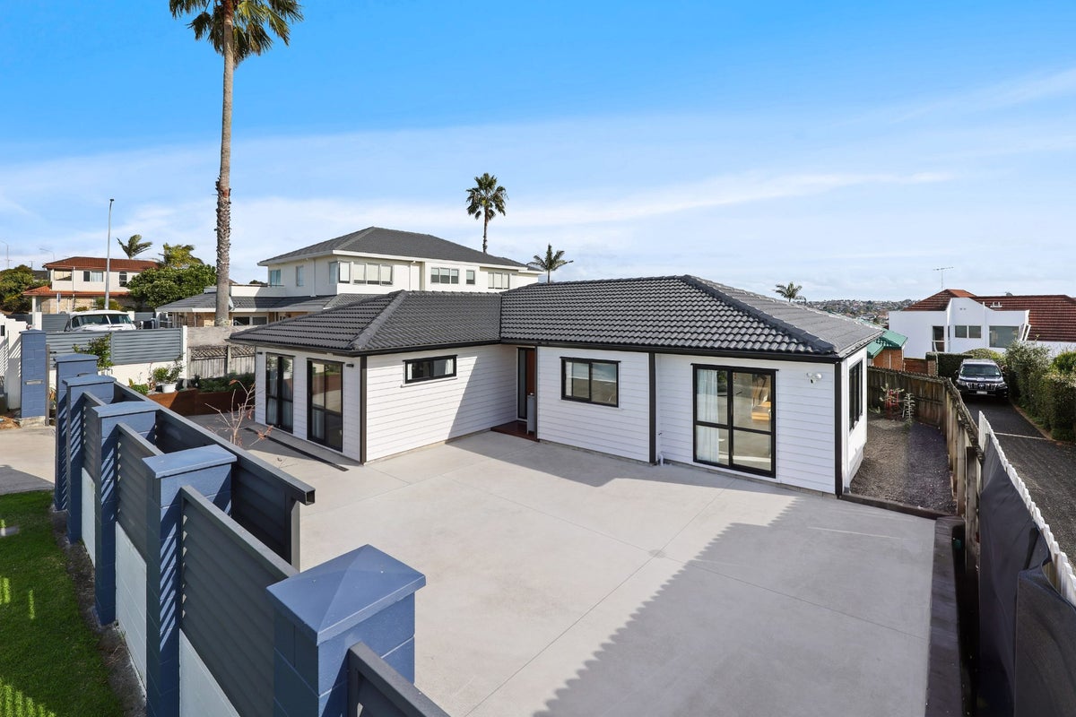 55 Somerville Road, Somerville, Auckland - Carousel 2