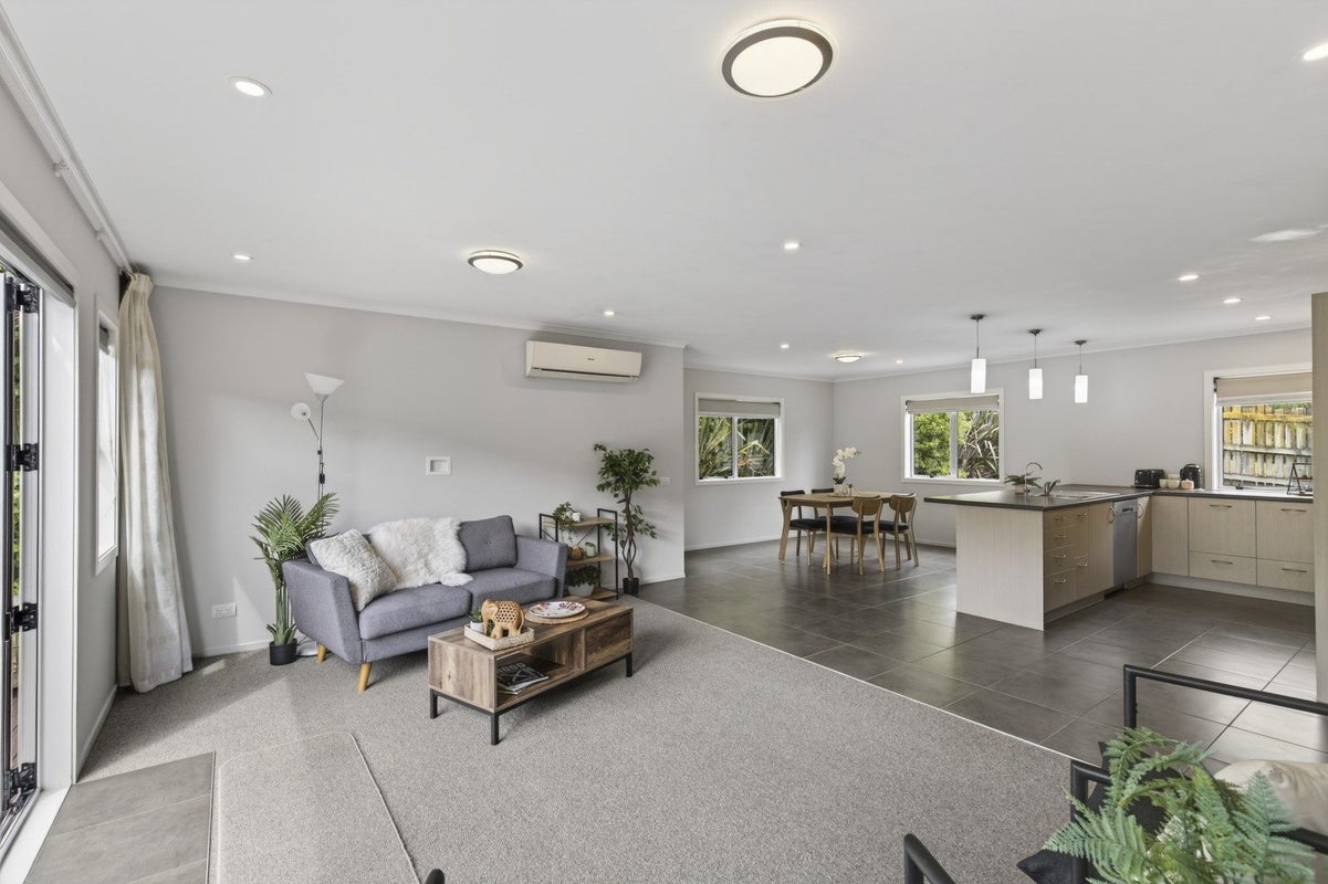 2 John Mana Way, Marfell, New Plymouth - Carousel 2