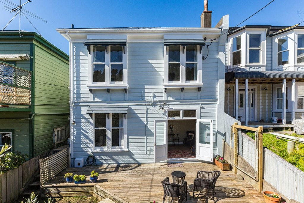 19 Royal Street, Berhampore, Wellington - Carousel 1