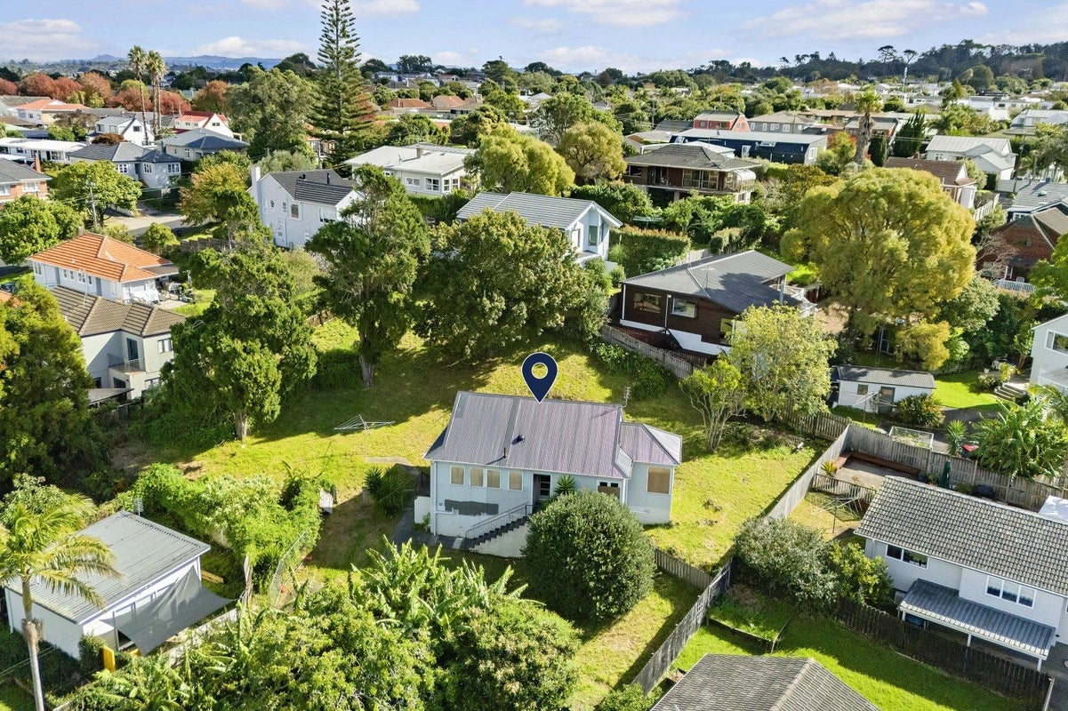 94A Paihia Road, One Tree Hill, Auckland - Carousel 1