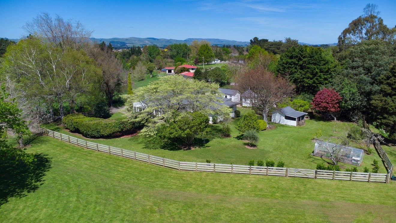 89 Victoria Avenue, Dannevirke, Dannevirke - Carousel 43