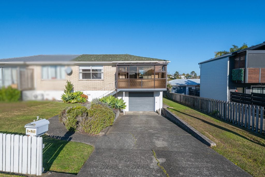2/941 Whangaparaoa Road, Manly, Whangaparaoa - Carousel 2