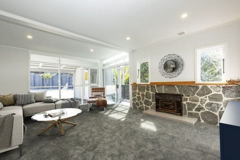64 Gilletta Road, Mount Roskill, Auckland - Carousel 2