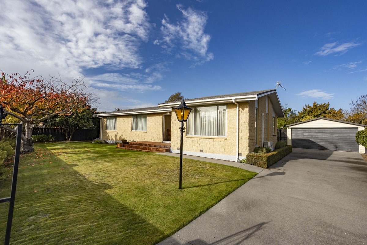 56 Lakewood Drive, Burwood, Christchurch - Carousel 2