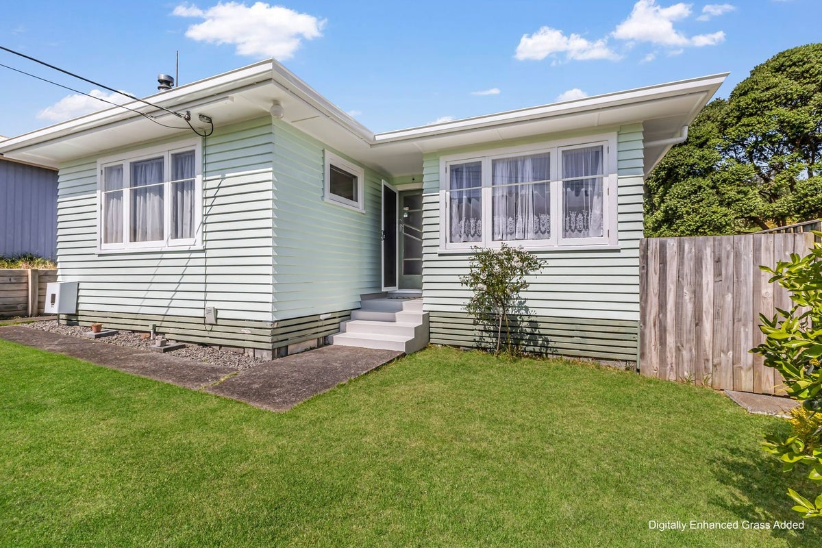 9 Parris Street, Moturoa, New Plymouth - Carousel 1