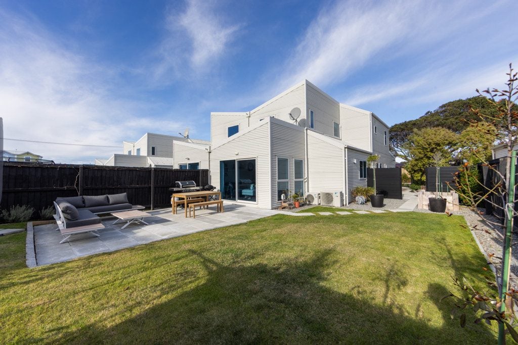 16 Mafeking Street, New Brighton, Christchurch - Carousel 2