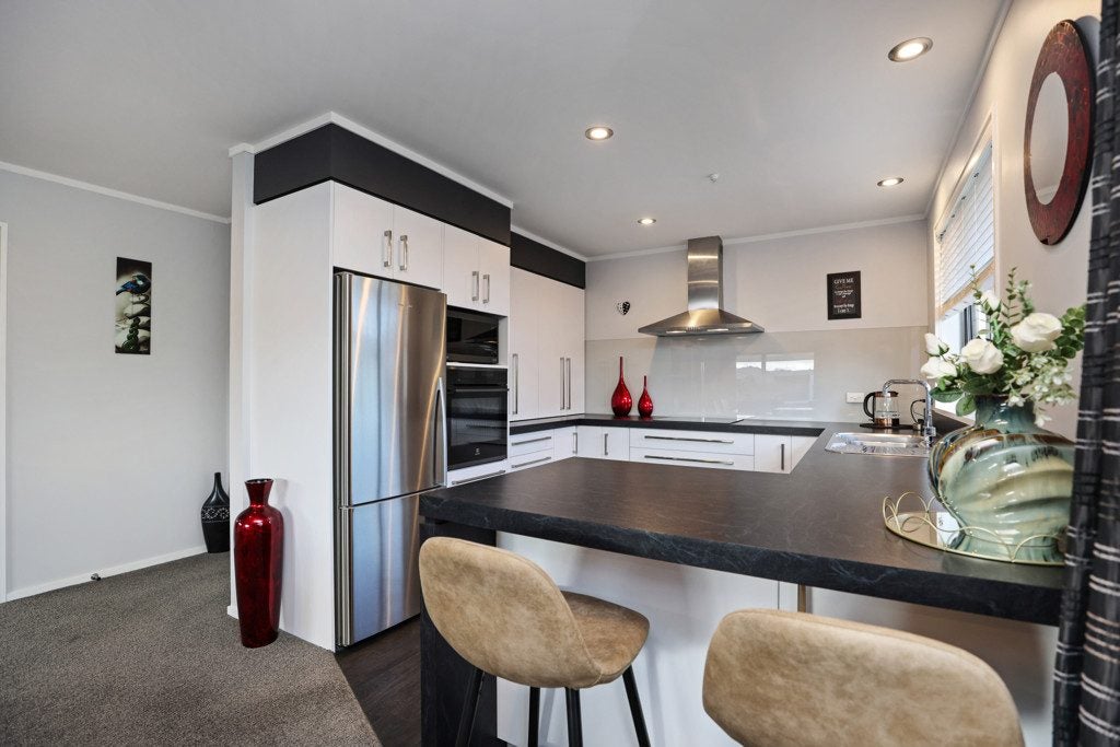 32 Grove Street, Tinwald, Ashburton - Carousel 2