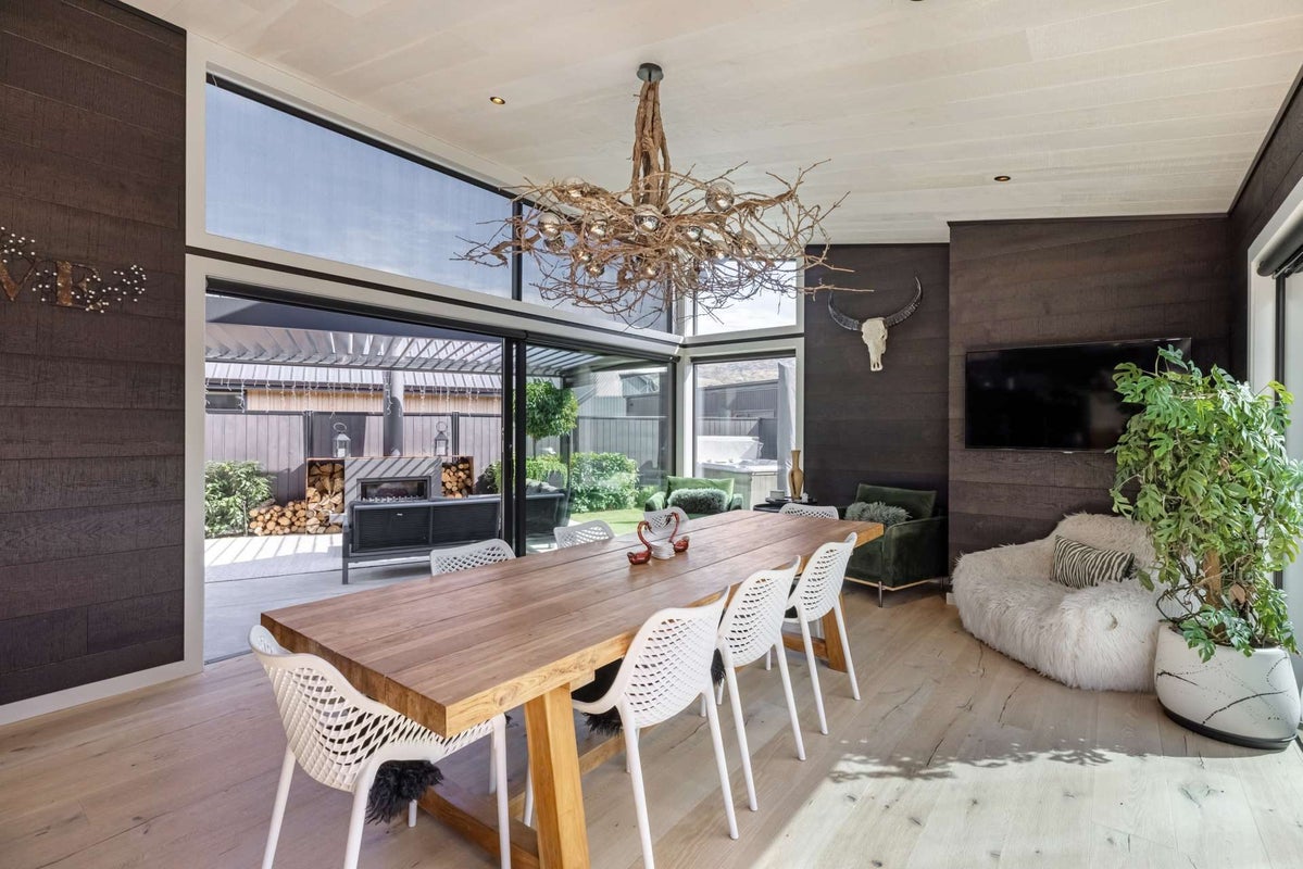 11 Blondie Drive, Cromwell, Cromwell - Carousel 2