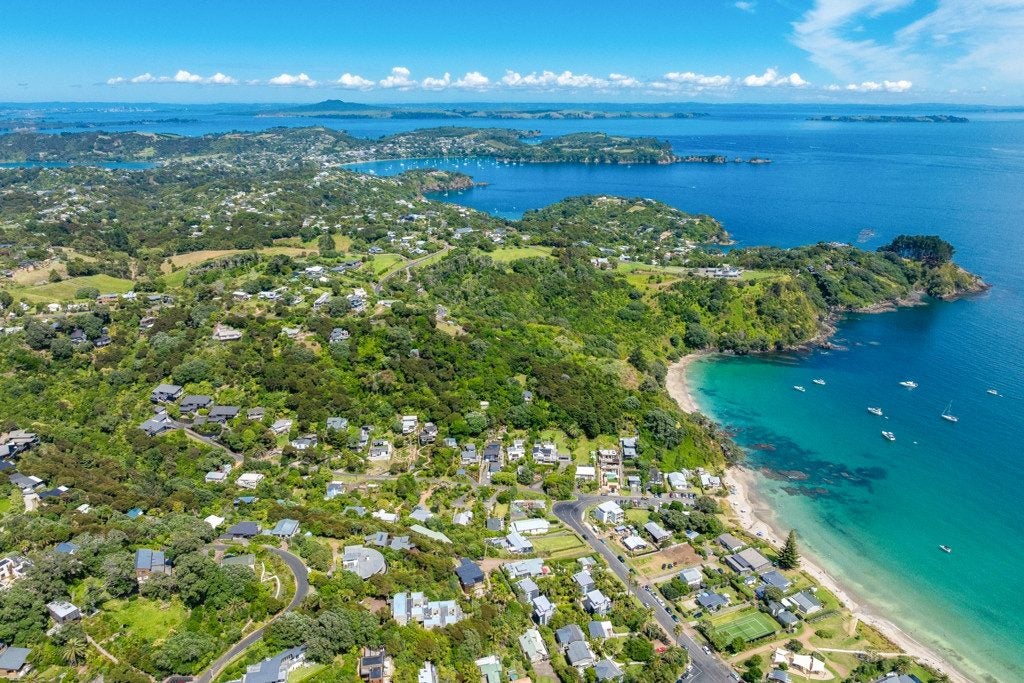 27 Cory Road, Palm Beach, Waiheke Island - Carousel 35