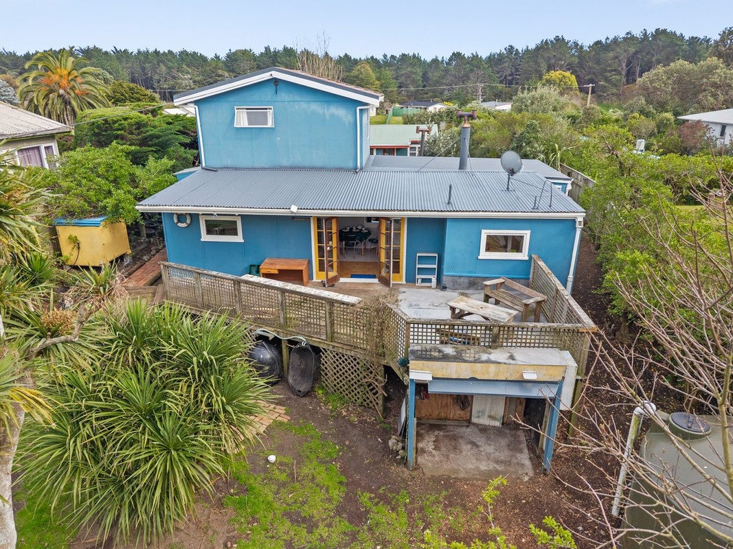 16 Arthur Street, Waikawa Beach, Waikawa Beach - Carousel 2