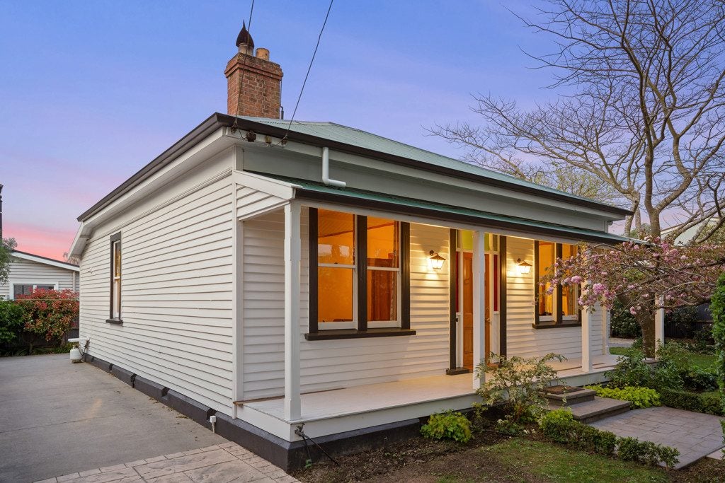 105 Fisher Avenue, Beckenham, Christchurch - Carousel 26