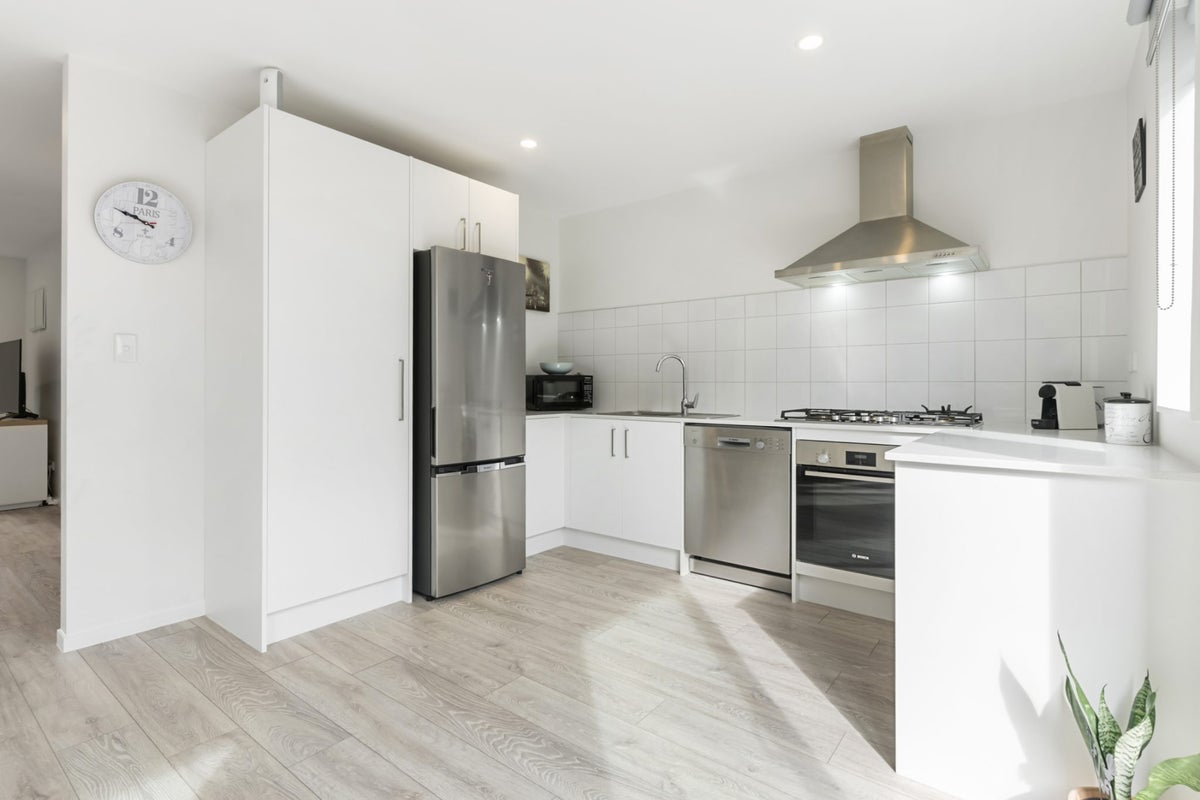 6 Kaman Seasprite Road, Hobsonville, Auckland - Carousel 2