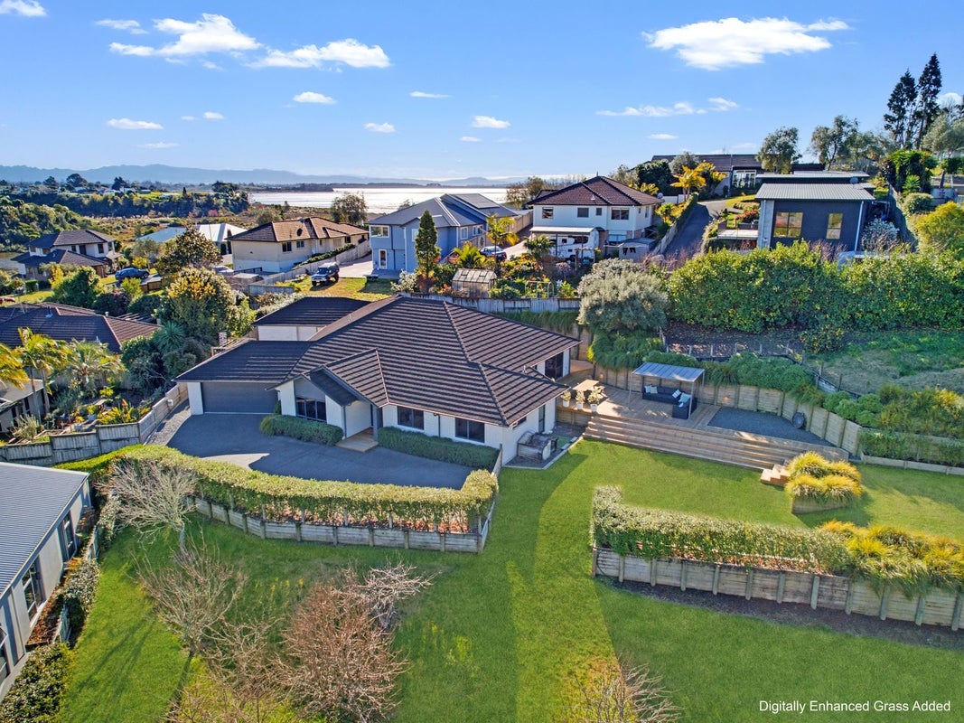 45 Sereno Vista, Bellevue, Tauranga - Carousel 1