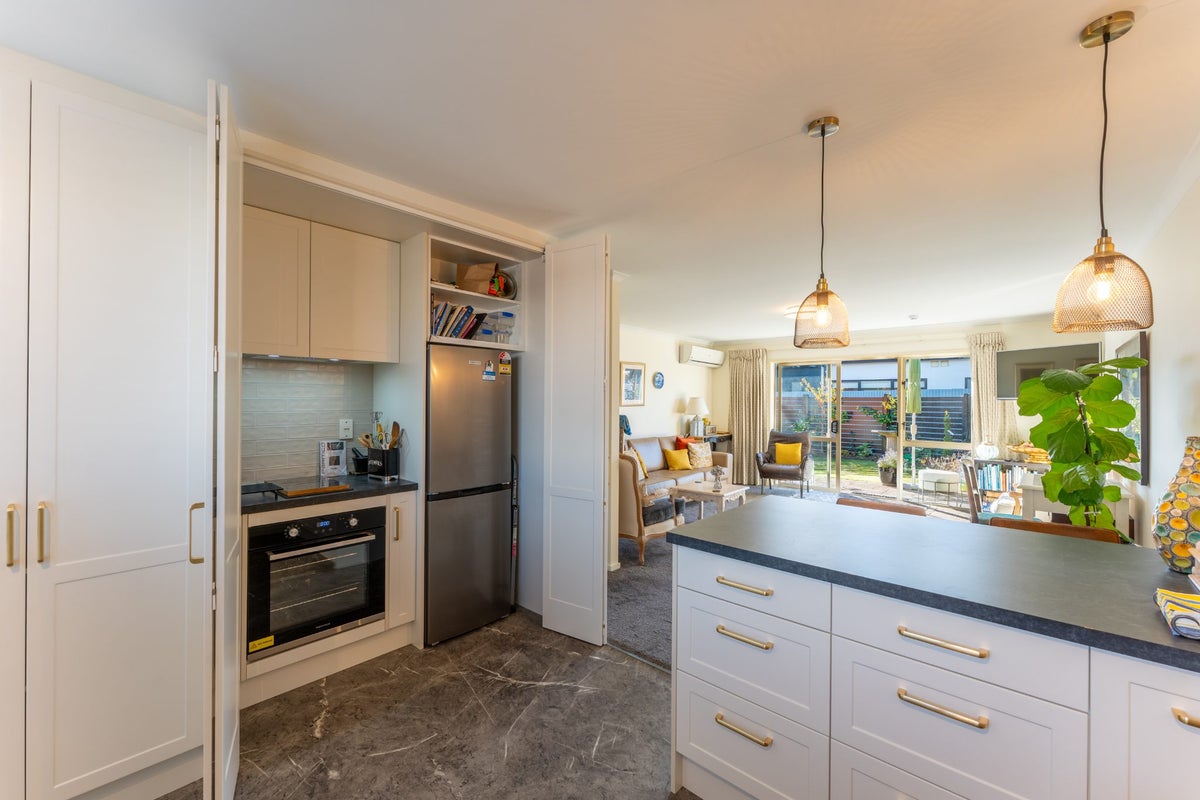 2/21 Preston Street, West End, Timaru - Carousel 2