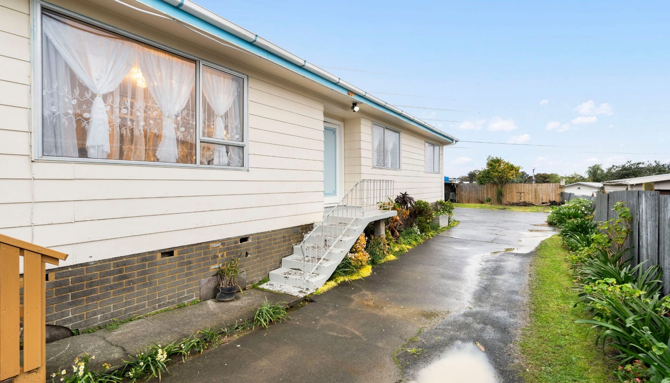 38 Flinders Place, Otara, Manukau City, Auckland - Carousel 2