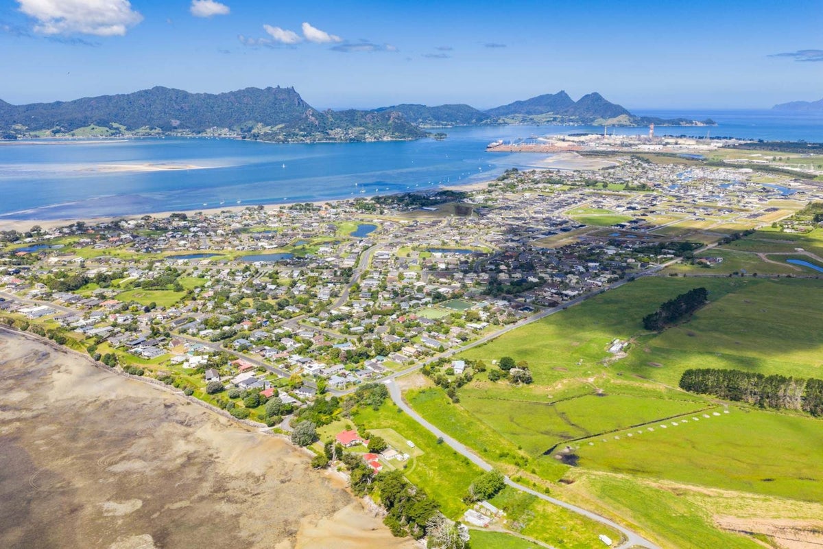 17 Pyle Road West, One Tree Point, Whangarei - Carousel 41