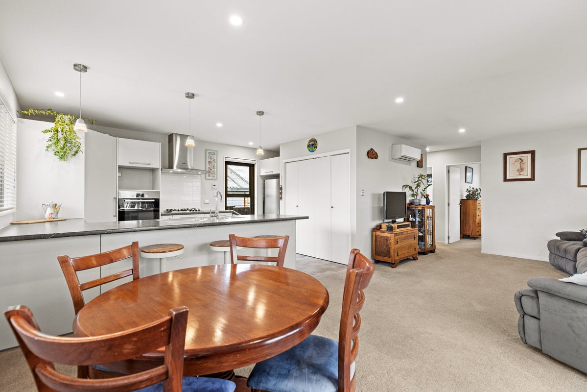 7B Lindis Lane, New Brighton, Christchurch - Carousel 2