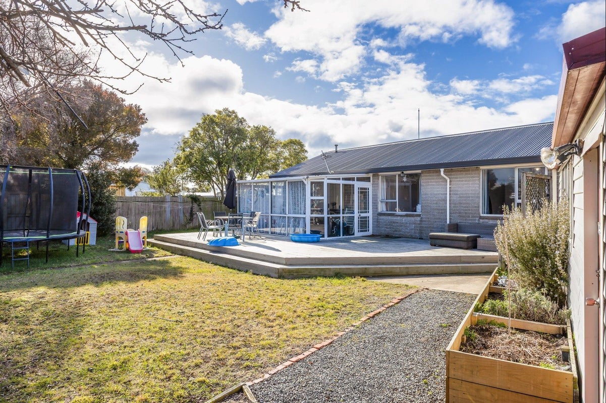 69A Rowses Road, Aranui, Christchurch - Carousel 1